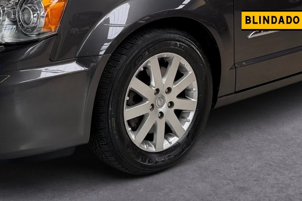 CHRYSLER TOWN & COUNTRY 3.6 LIMITED V6 24V GASOLINA 4P AUTOMÁTICO 2015/2015